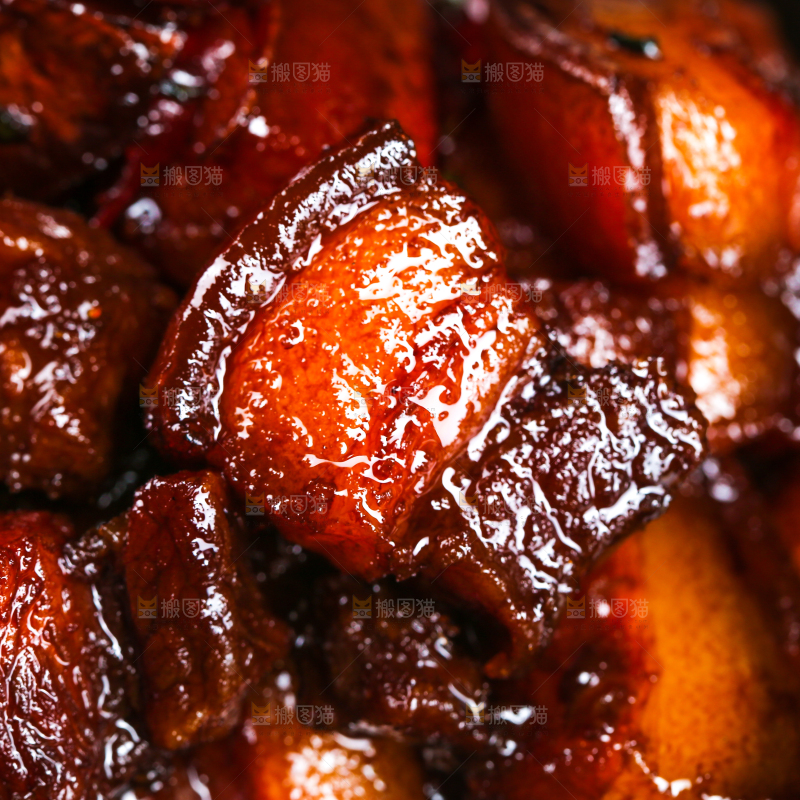 深底上的红烧肉