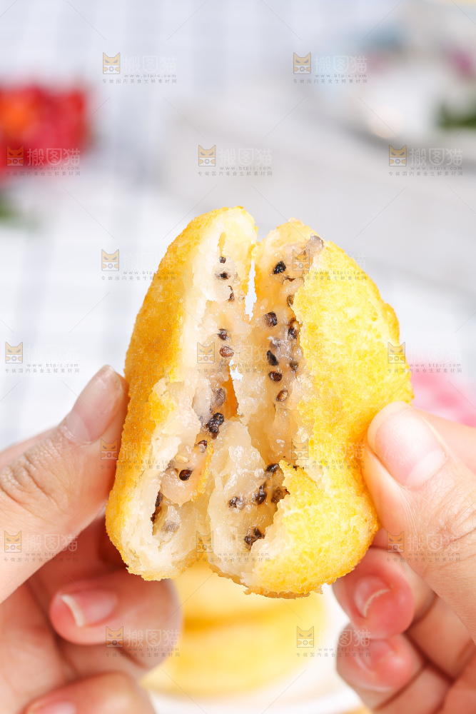 浅底上的糖糕