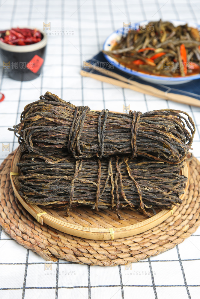浅底上的干豆角