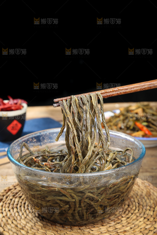 深底上的干豇豆
