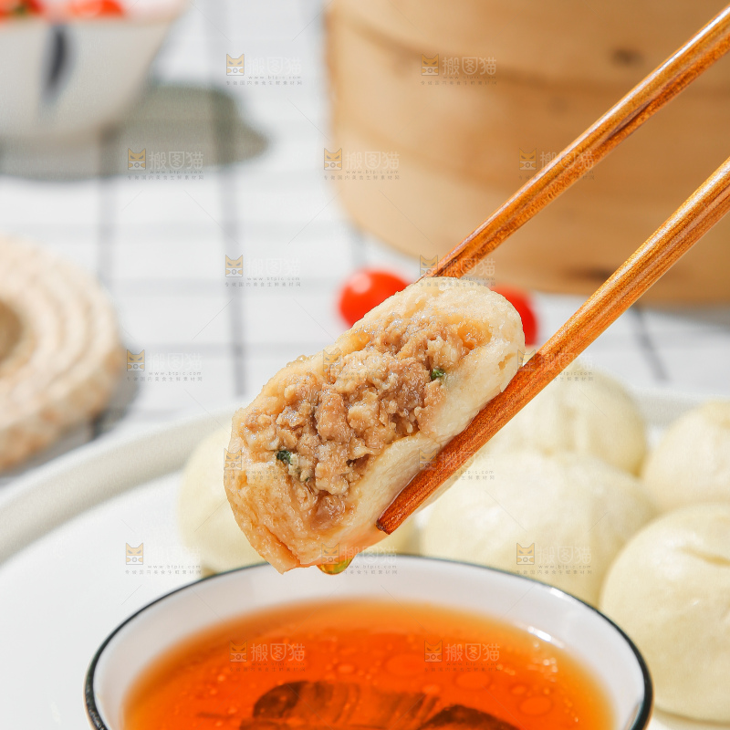 浅底上的发面小笼包