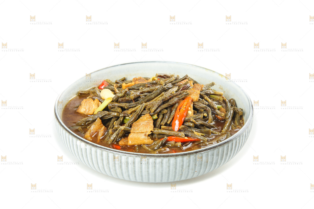 盘子里的干豆角炒肉