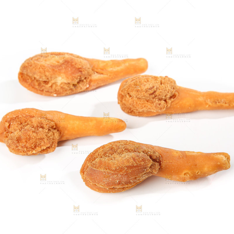 白底上的鸡腿酥