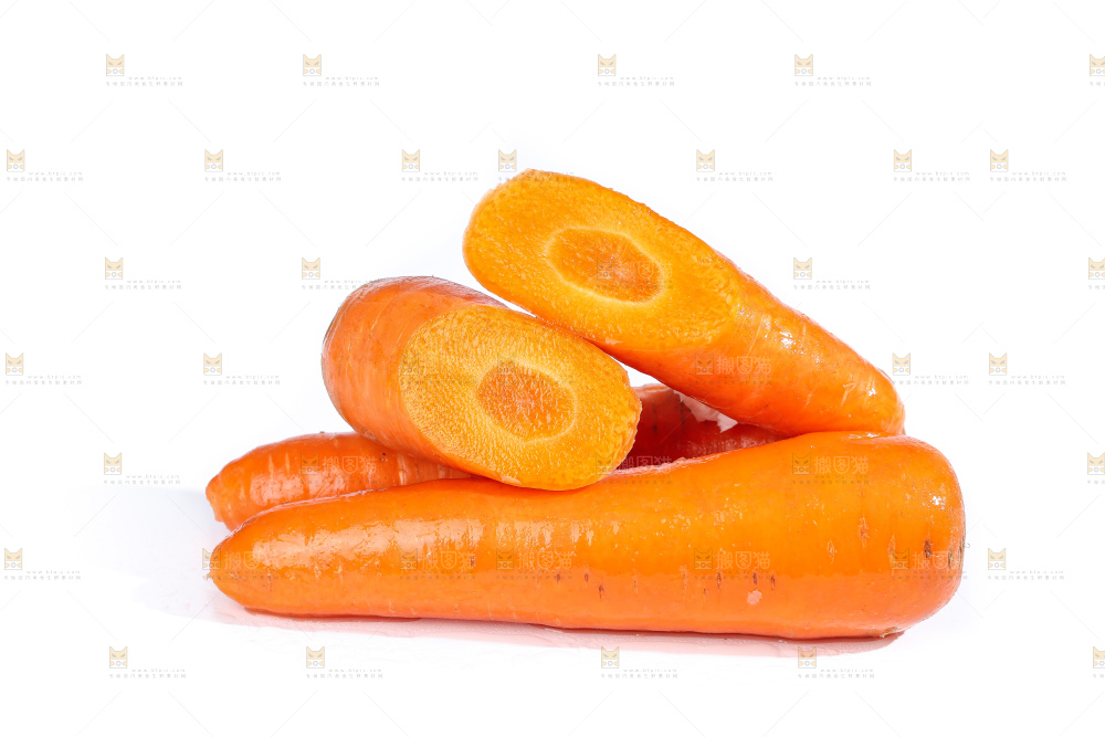 白底上的胡萝卜