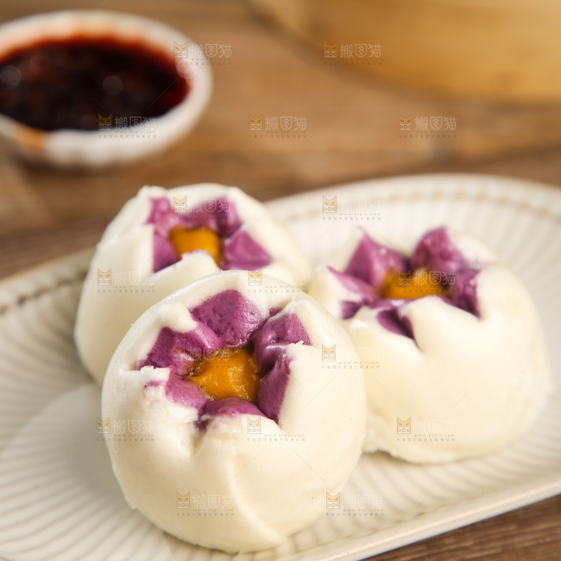 木底上的芙蓉包