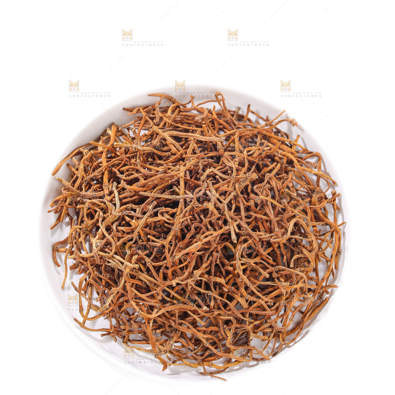 白底上的干折耳根