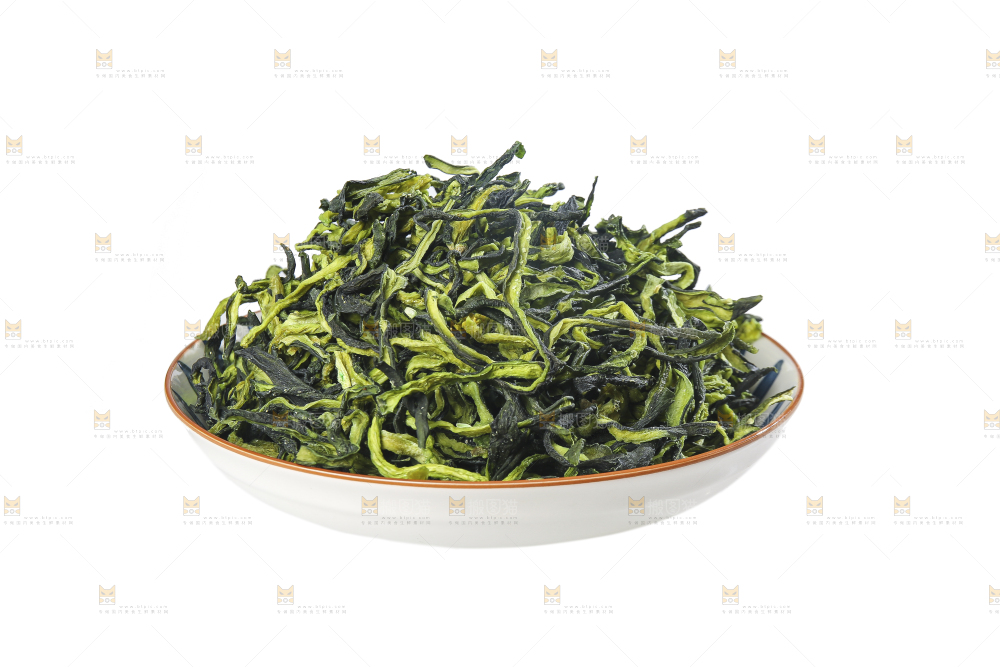 白底上的干黄瓜条