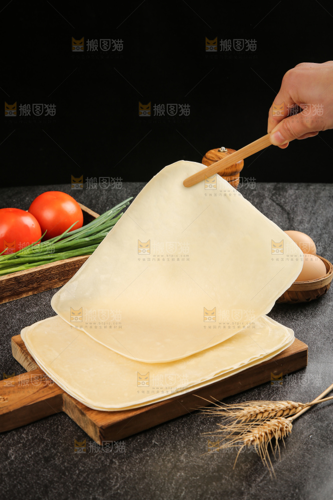 深底上的鸡蛋灌饼