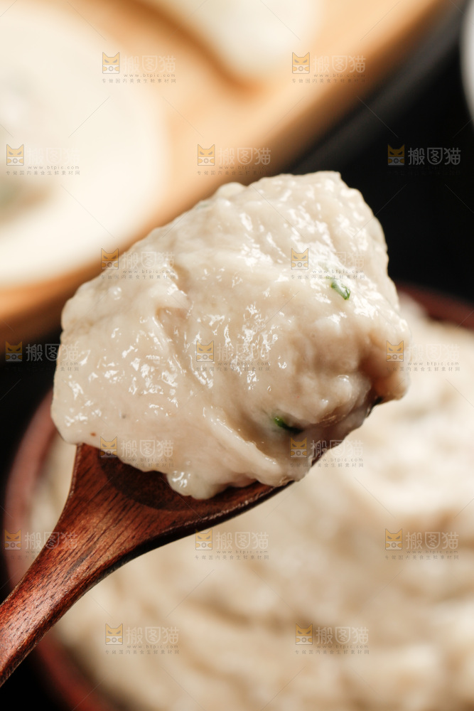深底上的鲅鱼馅