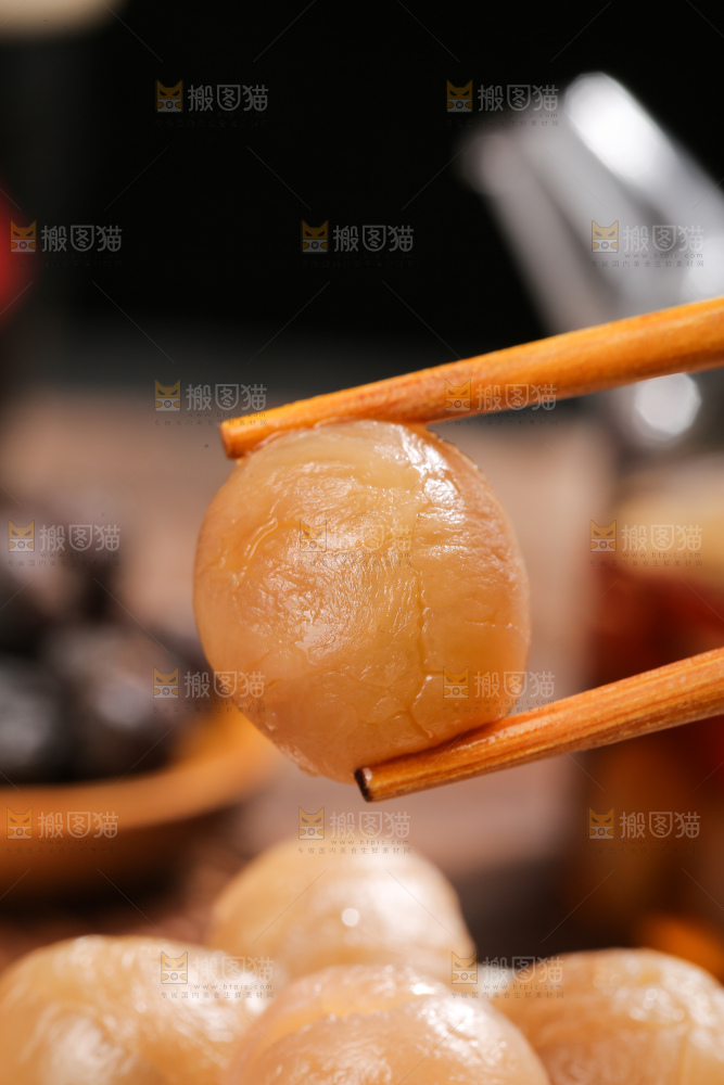 深底上的泡桂圆干