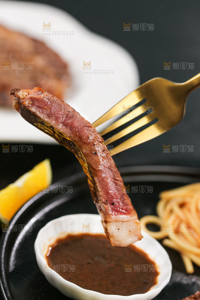 深底上牛排