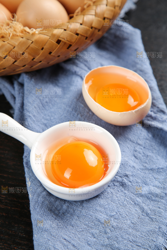 深底上的土鸡蛋