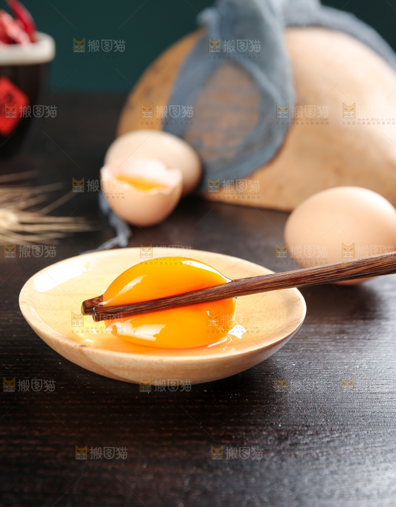 深底上的土鸡蛋