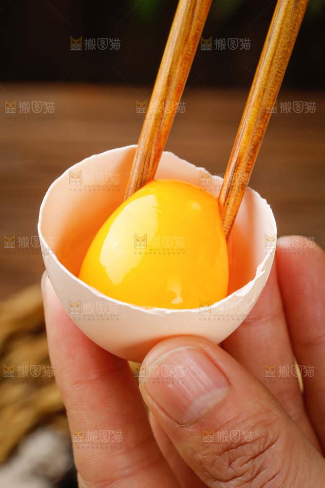 深底上的土鸡蛋