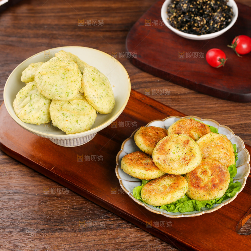 深底上的鳕鱼鲜虾饼