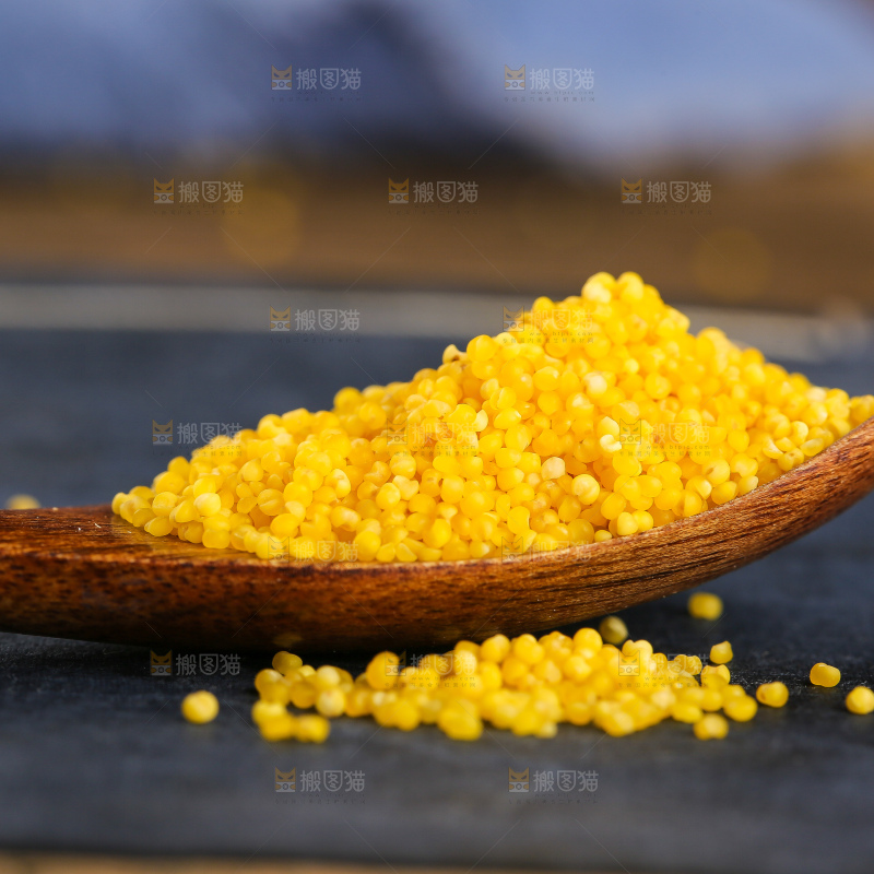 深底上的小黄米