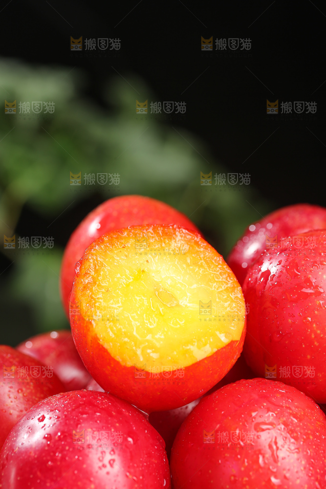 深底上的樱桃李