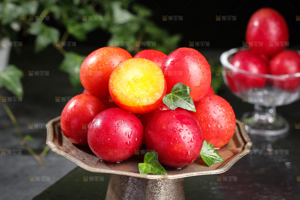 深底上的樱桃李