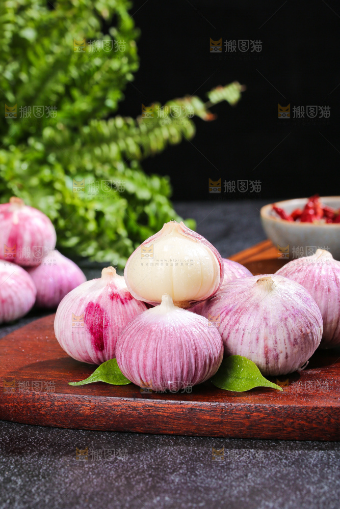 深底上的紫皮独蒜