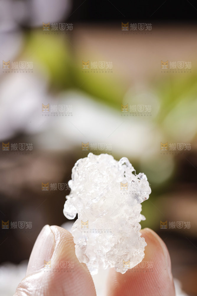 深底上的云南拉丝雪燕
