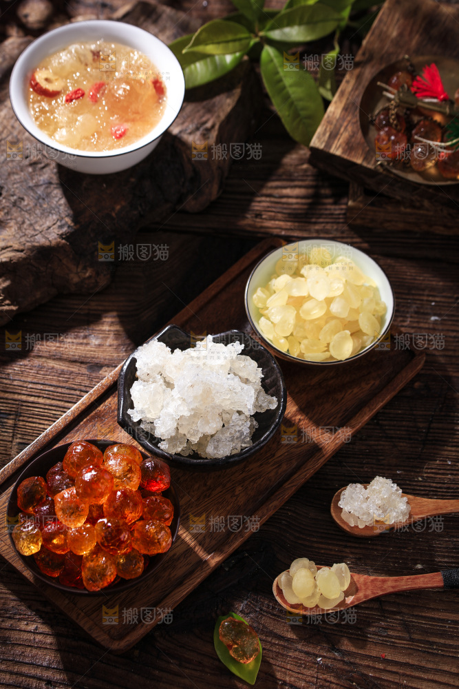深底上的桃树胶