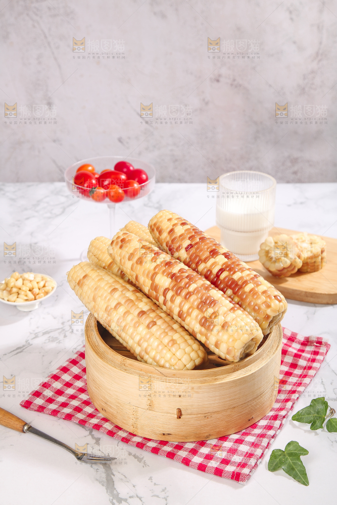浅底上的花糯小玉米