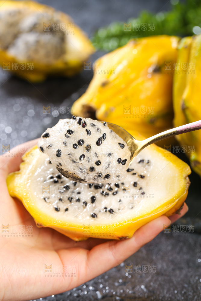 深底上的燕窝果
