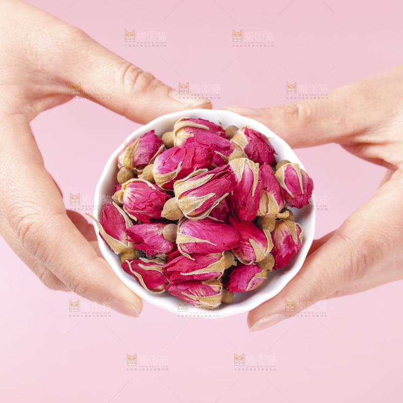 浅底上的玫瑰花干