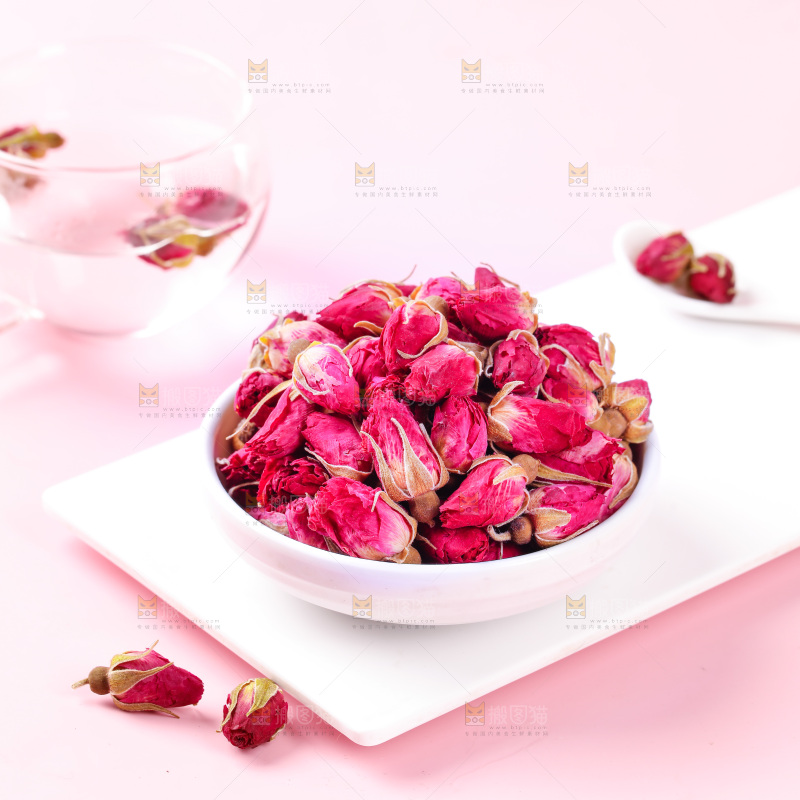 浅底上的玫瑰花干