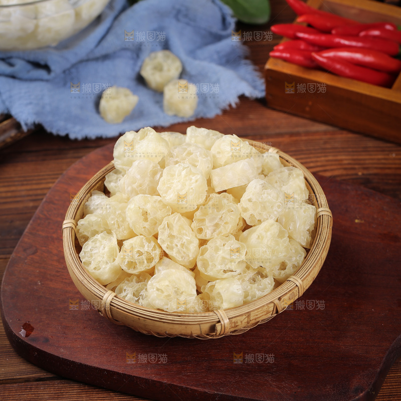 深底上的原味面藕