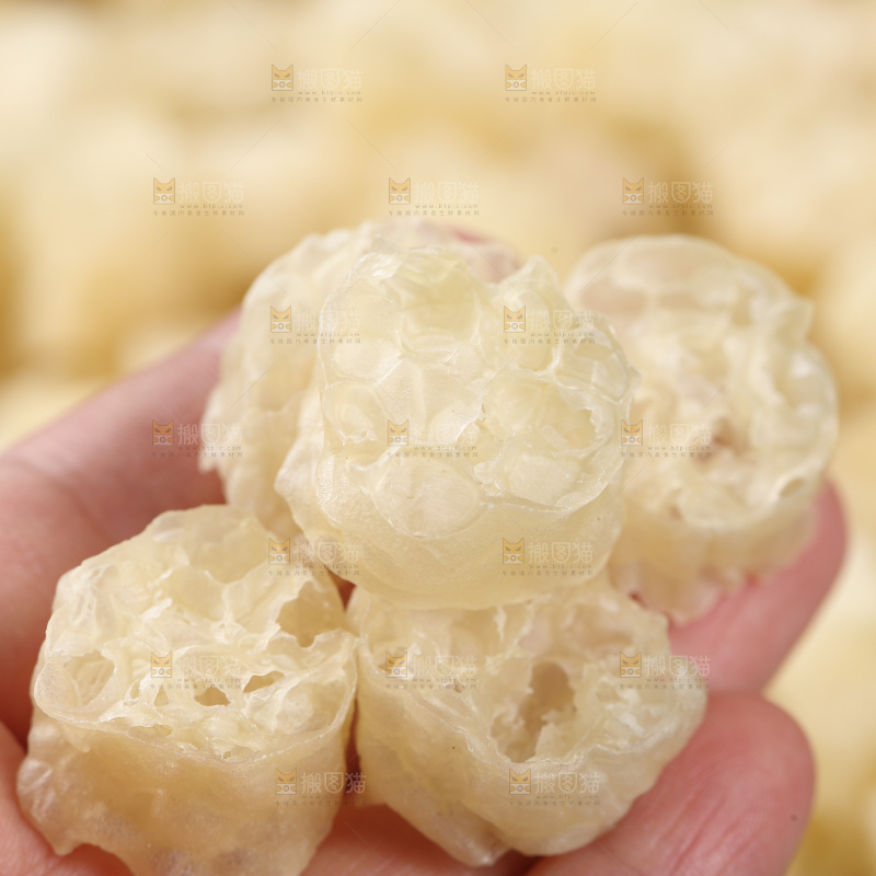 深底上的原味面藕