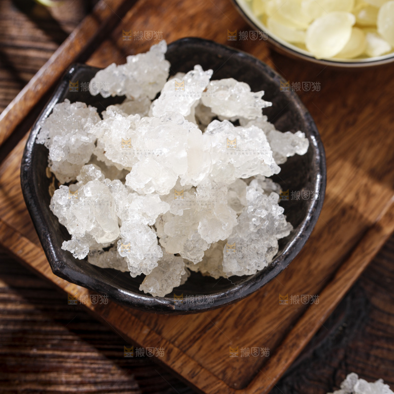 深底上的云南拉丝雪燕