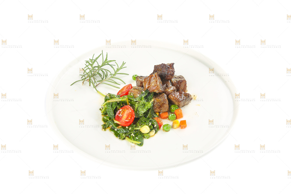 盘子里的薄荷牛肉