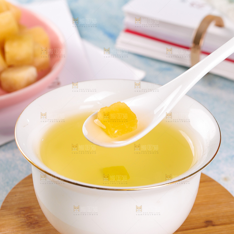 浅底上的梨膏糖