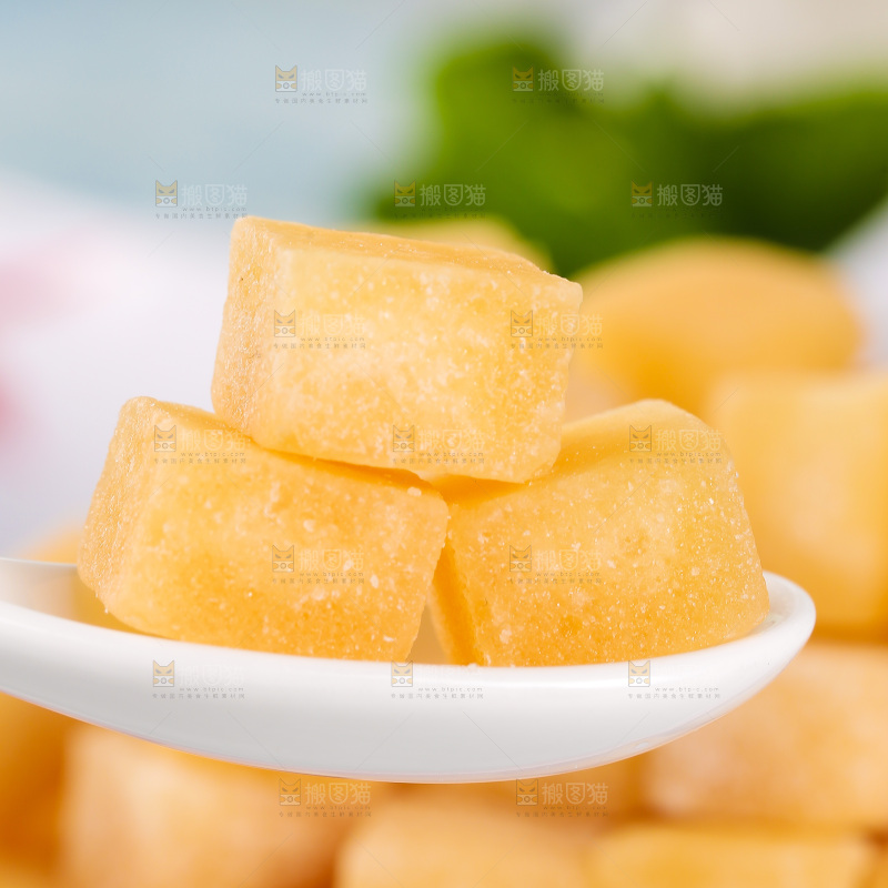 浅底上的梨膏糖