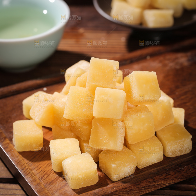 深底上的梨膏糖