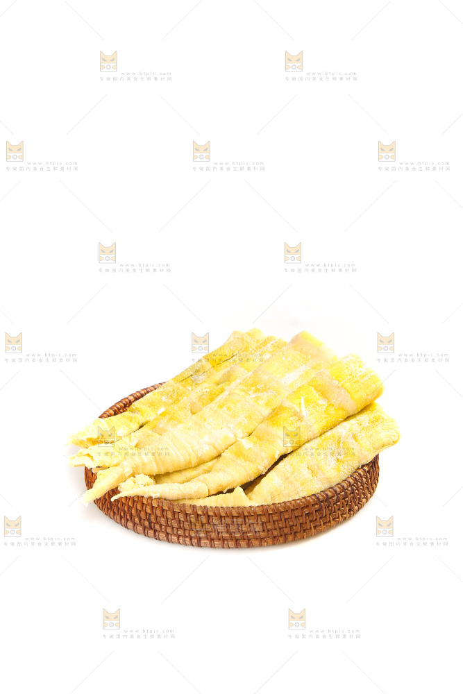 白底上的盐渍笋