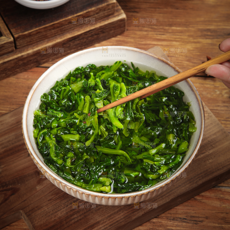 深底上的万年青菜干