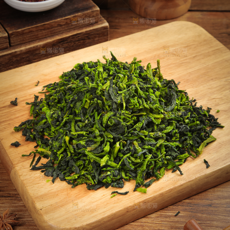 深底上的万年青菜干
