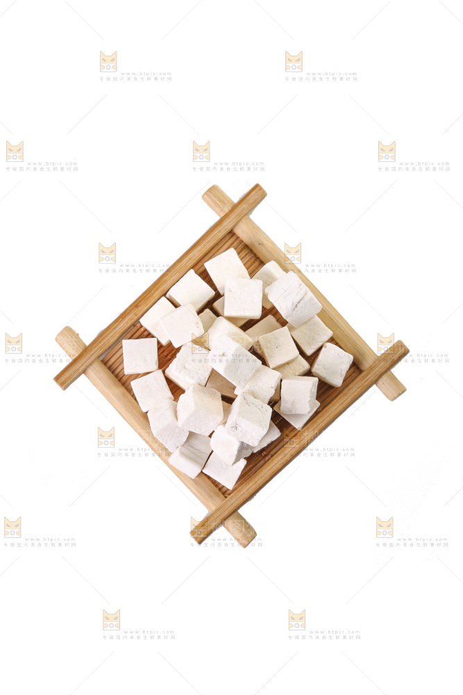 白底上的茯苓