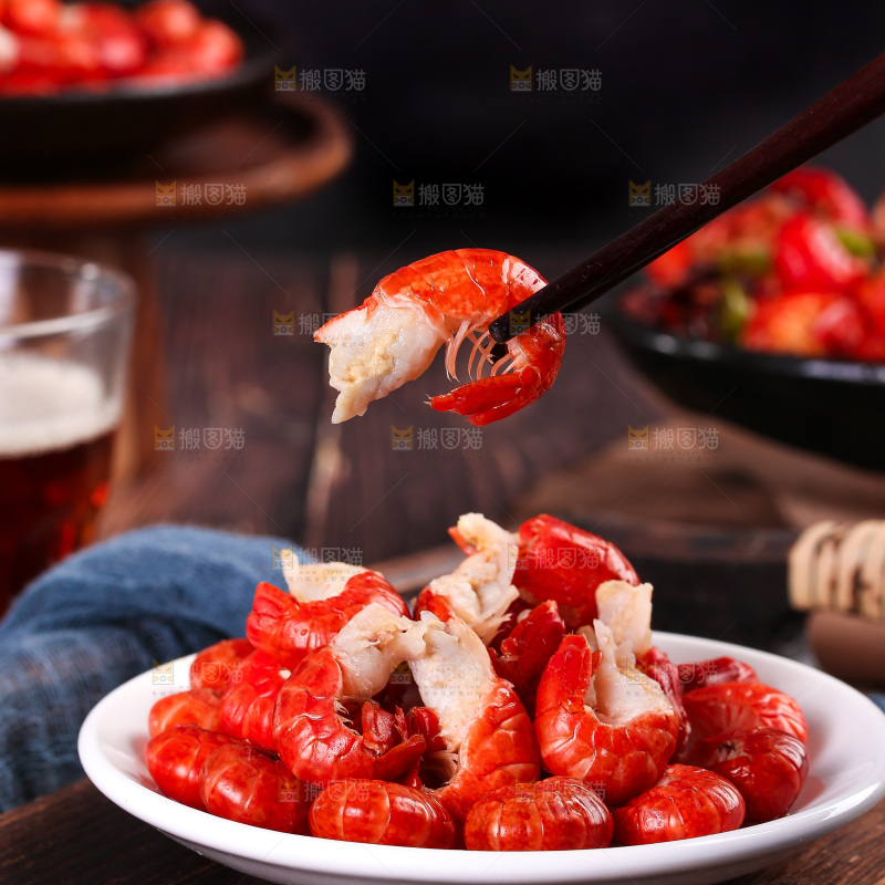 深底上的虾尾