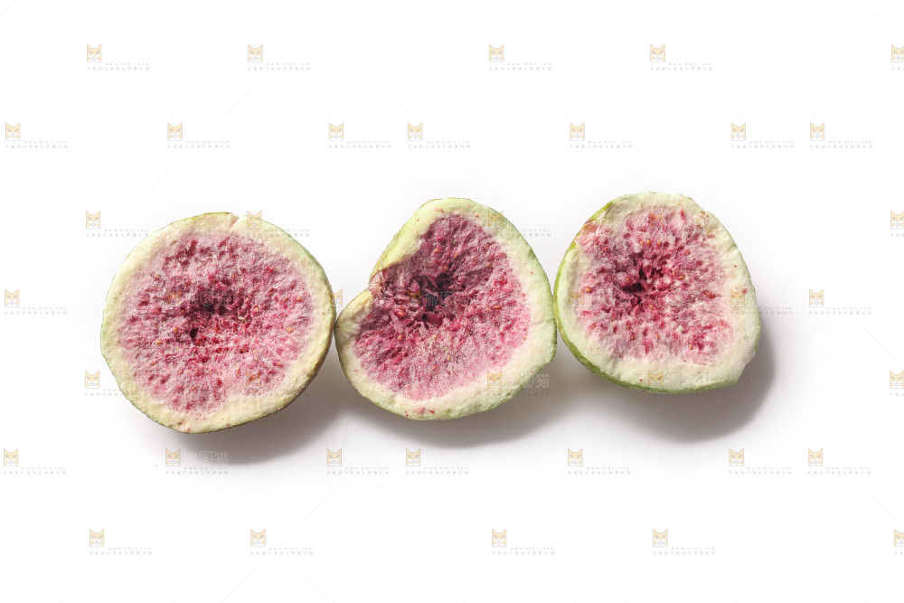 白底上的无花果冻干