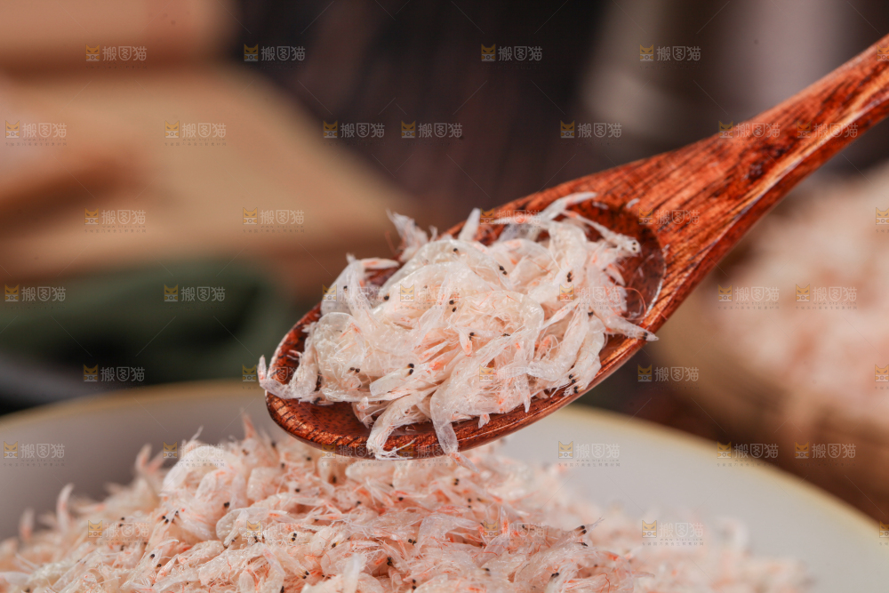 深底上的虾米皮
