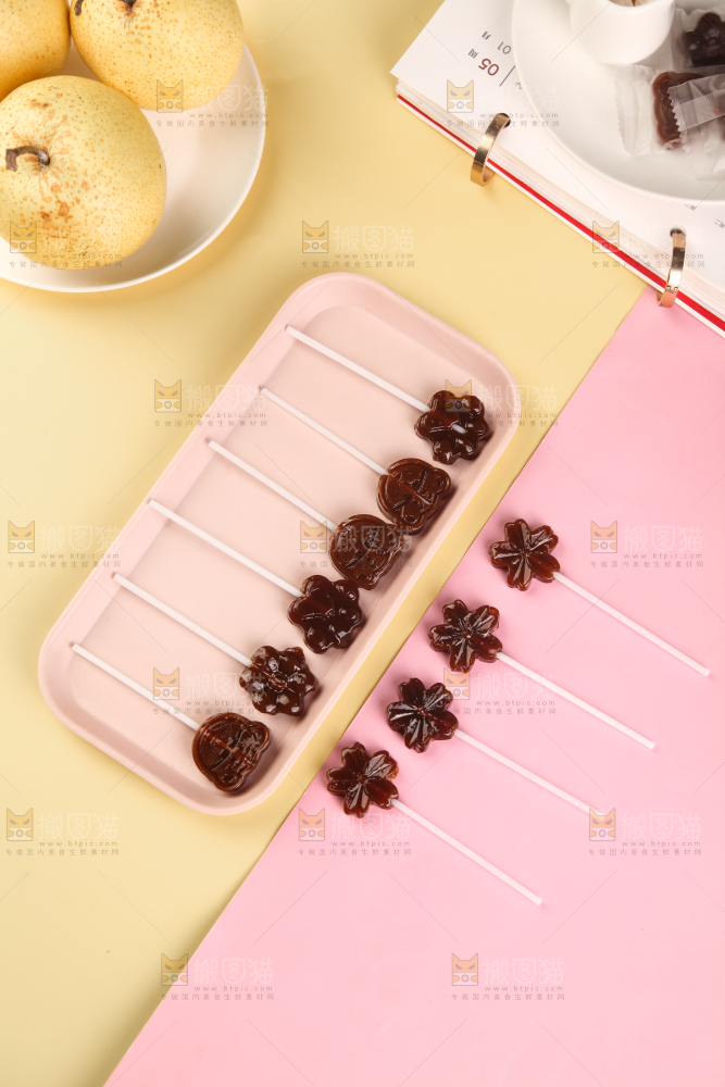 浅底上的秋梨膏棒棒糖