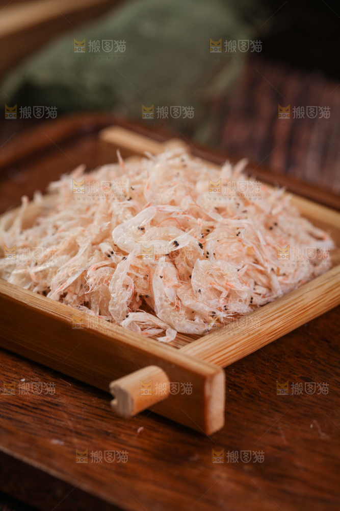 深底上的虾米皮