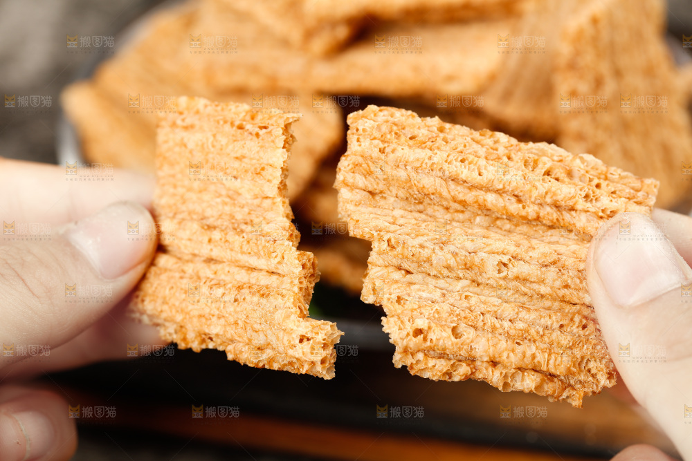 深底上的荞麦酥