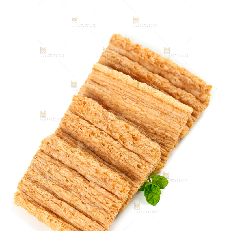 白底上的荞麦酥