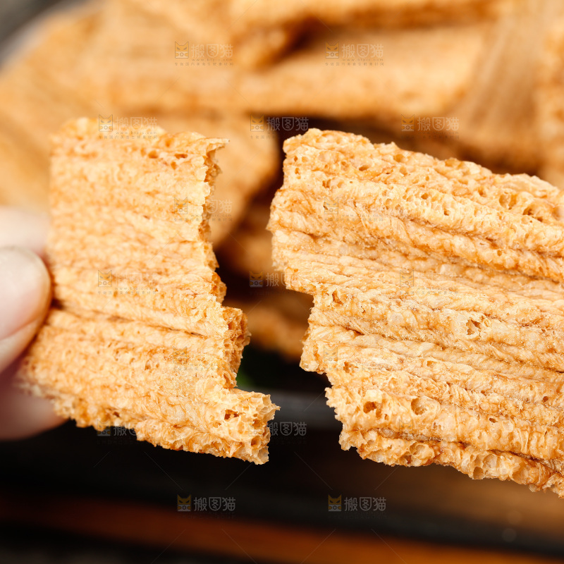 深底上的荞麦酥