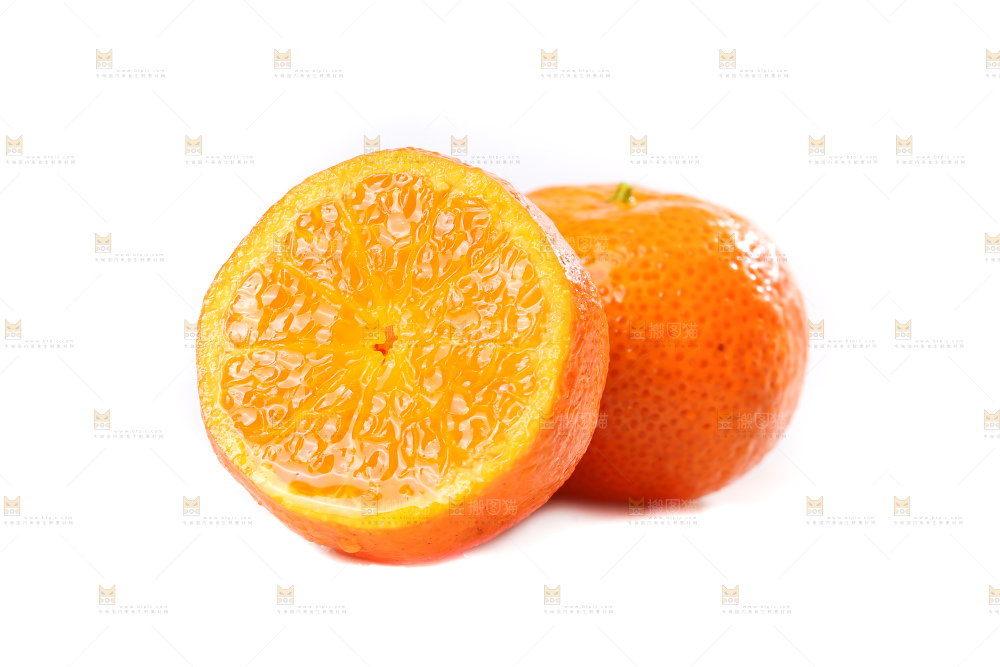 白底上的沙糖桔