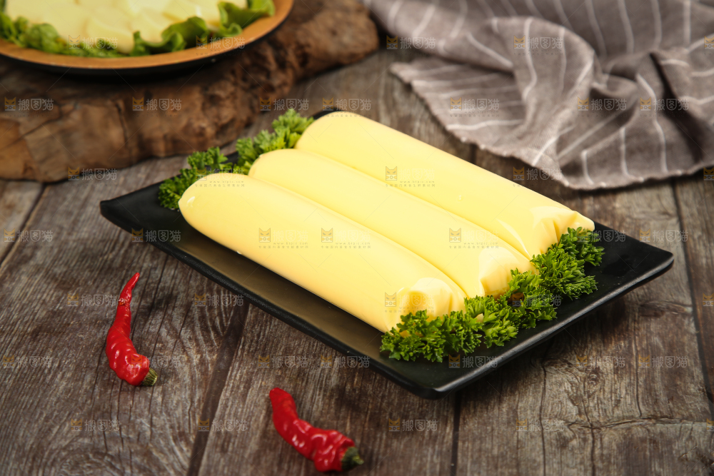 深底上的鸡蛋豆腐